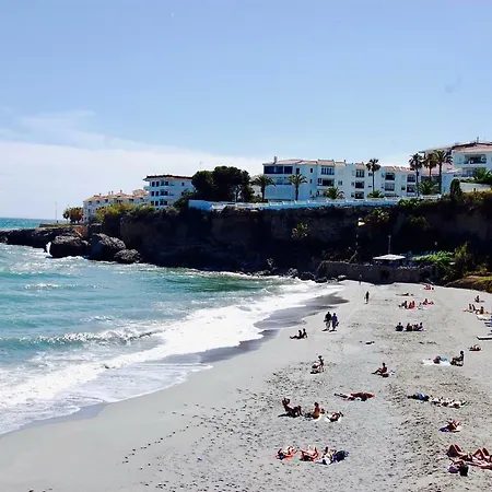 Elli Torrecilla By Scandic Feel Daire Nerja